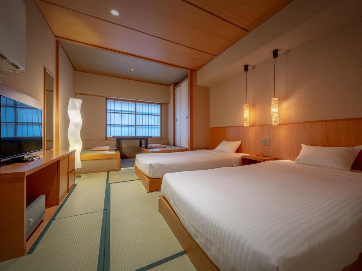 ホテル 萩姫の湯栄楽館 郡山市 エクステリア 写真