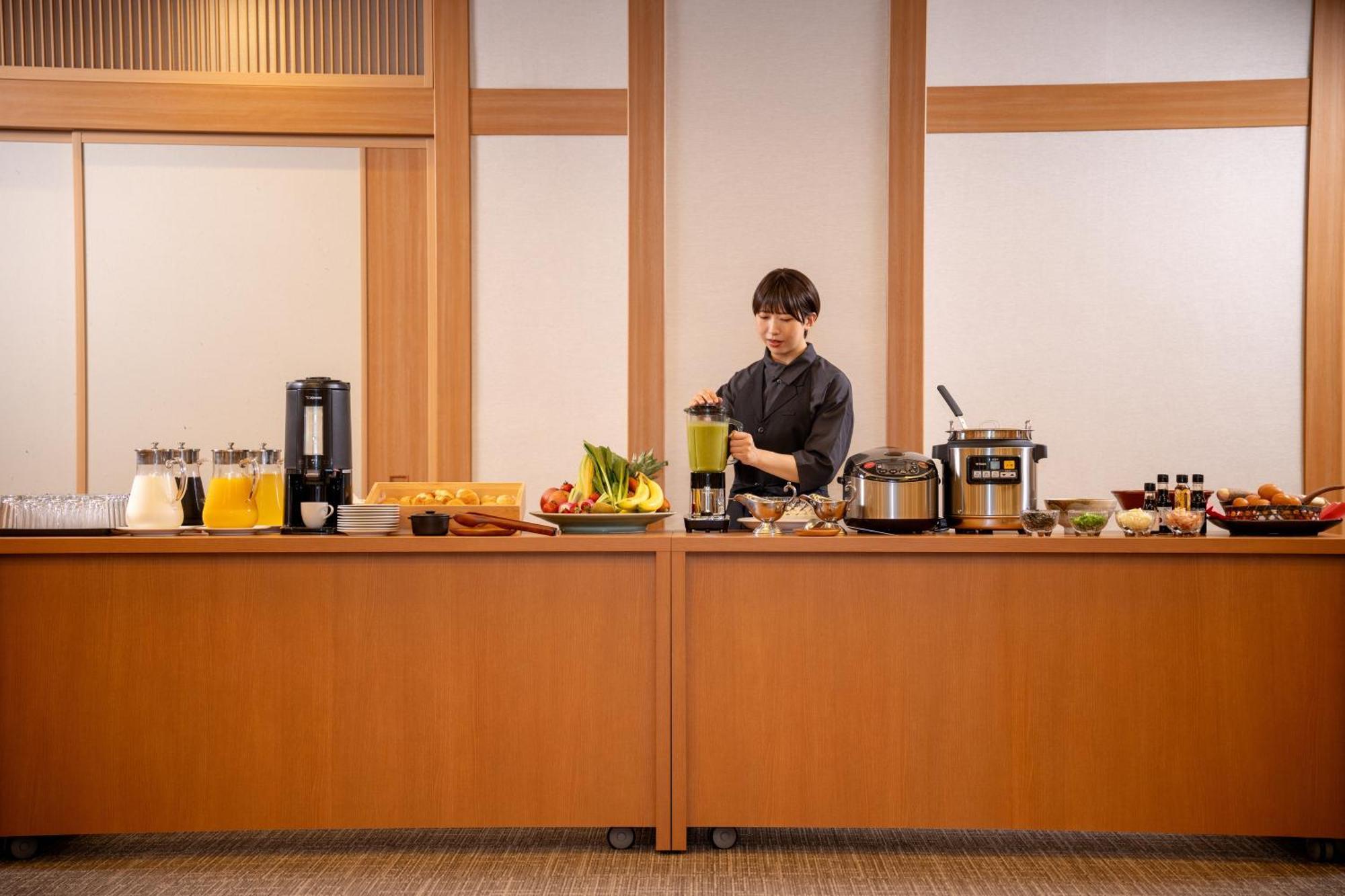 ホテル 萩姫の湯栄楽館 郡山市 エクステリア 写真