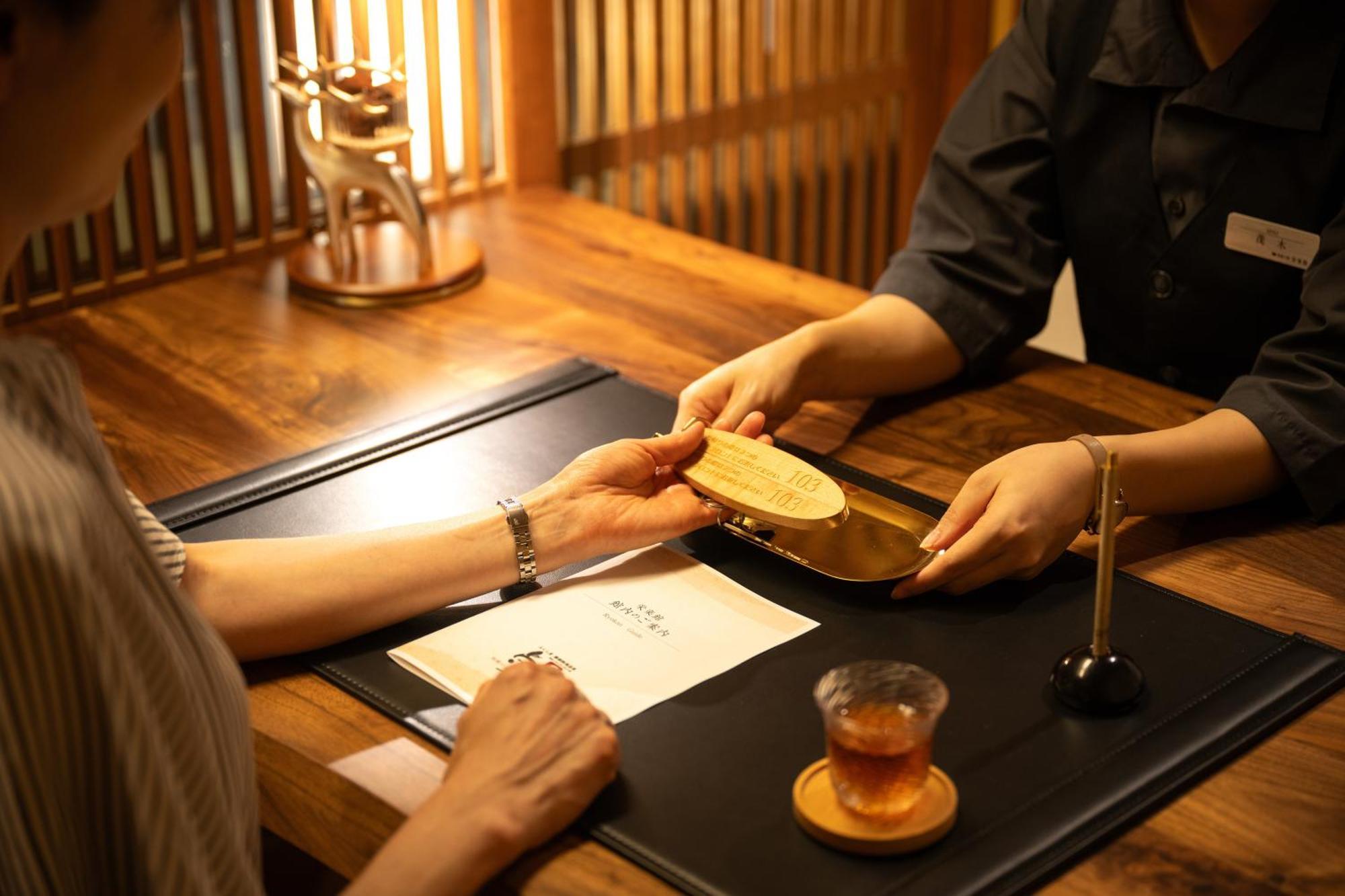 ホテル 萩姫の湯栄楽館 郡山市 エクステリア 写真